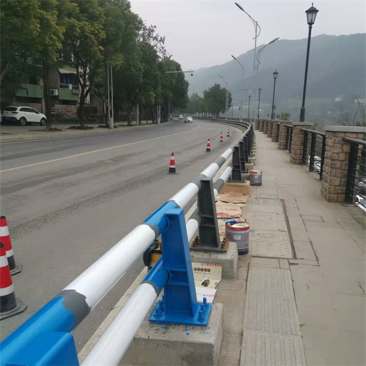 吉安防撞护栏